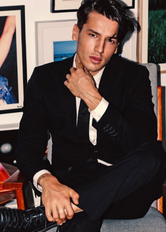 Bruno E.