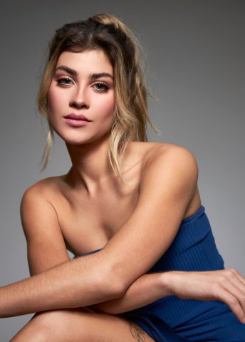 Bruna S.
