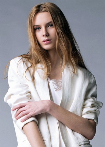 Anastasia R