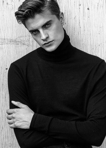 Igor J.