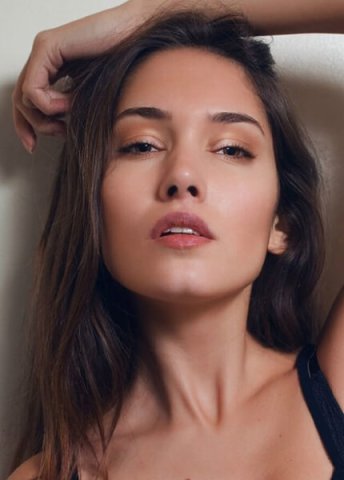 Eva B.