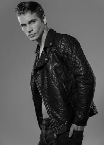 Tamas G.